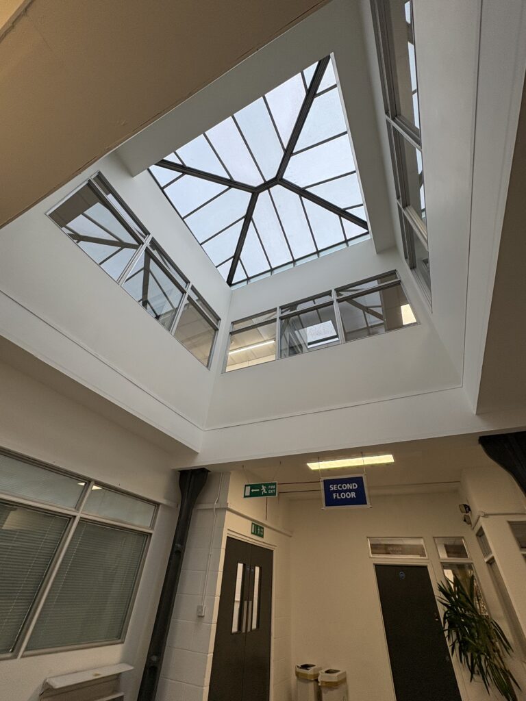 Corridor of room 212
